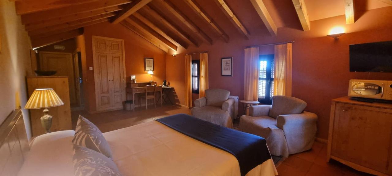 Hotel Sara De Ur La Cabrera Zewnętrze zdjęcie