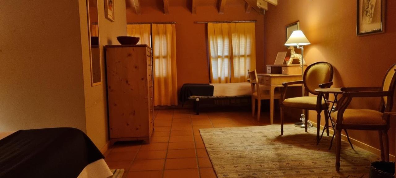 Hotel Sara De Ur La Cabrera Zewnętrze zdjęcie