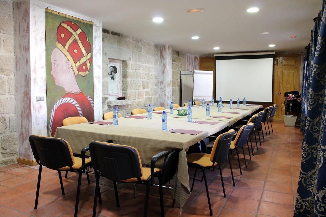 Hotel Sara De Ur La Cabrera Zewnętrze zdjęcie
