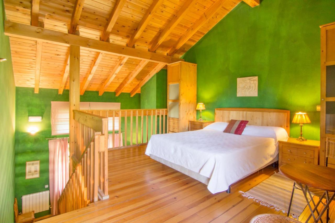 Hotel Sara De Ur La Cabrera Zewnętrze zdjęcie