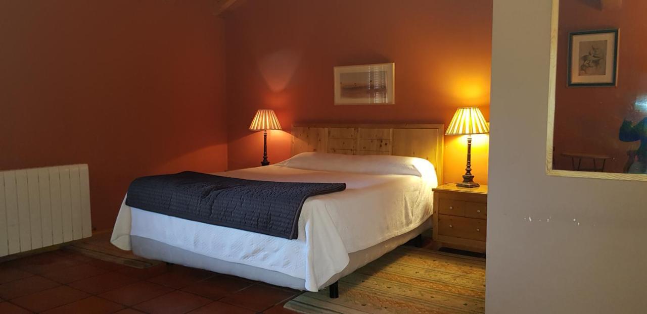 Hotel Sara De Ur La Cabrera Zewnętrze zdjęcie