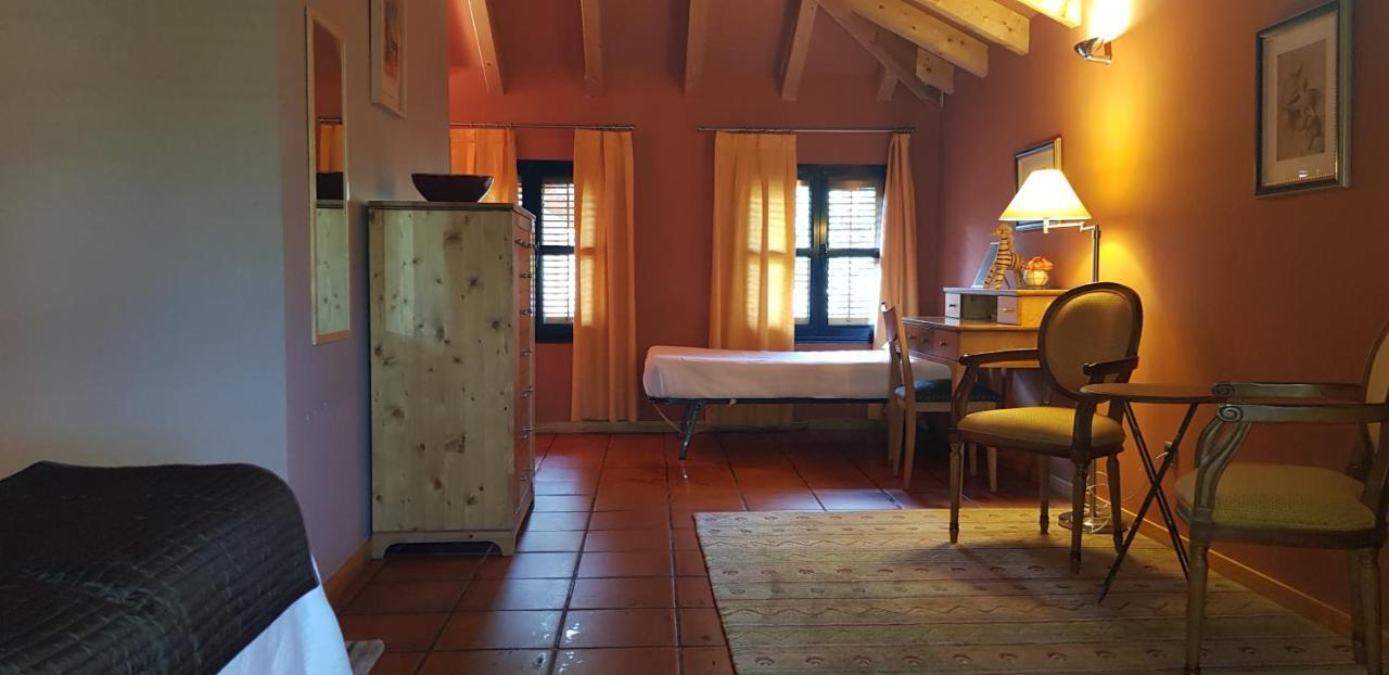Hotel Sara De Ur La Cabrera Zewnętrze zdjęcie