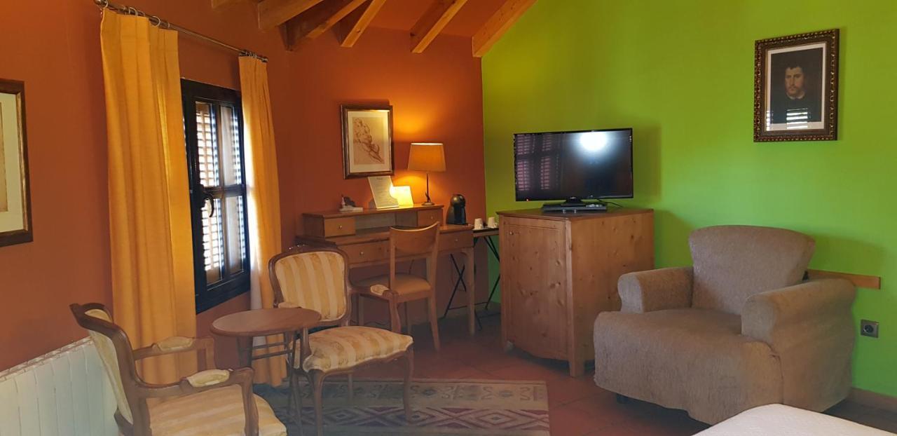 Hotel Sara De Ur La Cabrera Zewnętrze zdjęcie