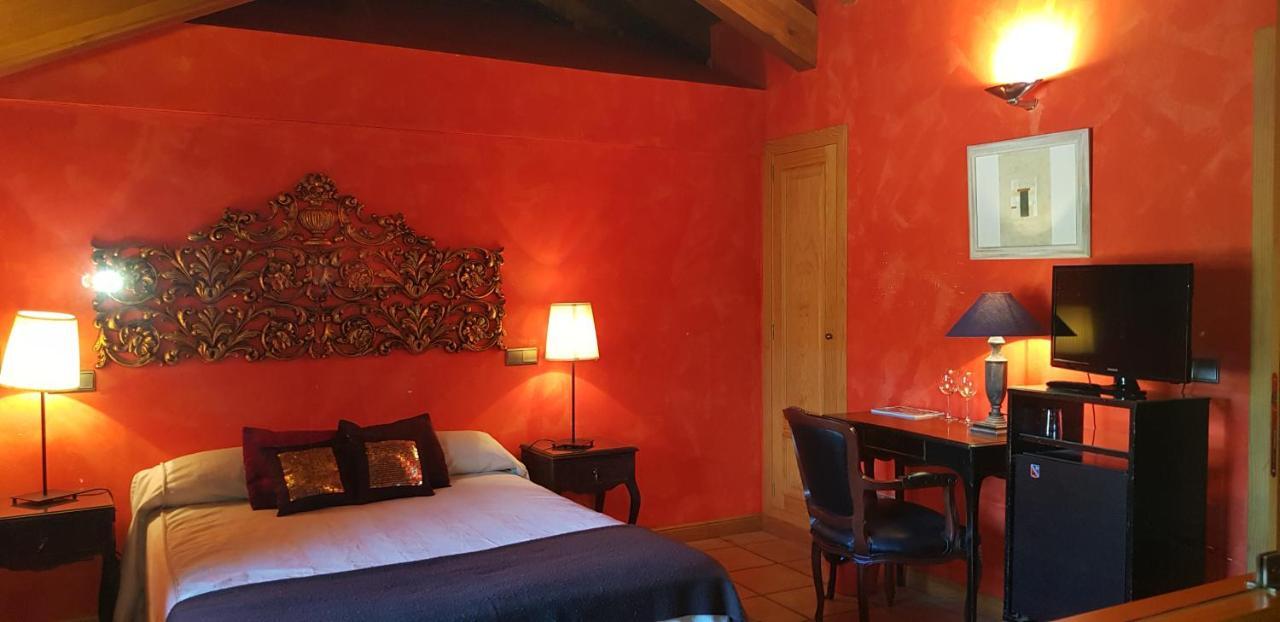 Hotel Sara De Ur La Cabrera Zewnętrze zdjęcie