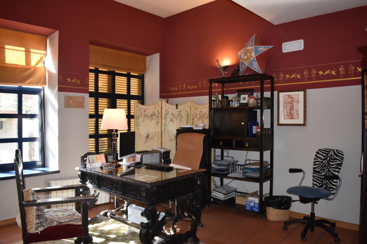 Hotel Sara De Ur La Cabrera Zewnętrze zdjęcie